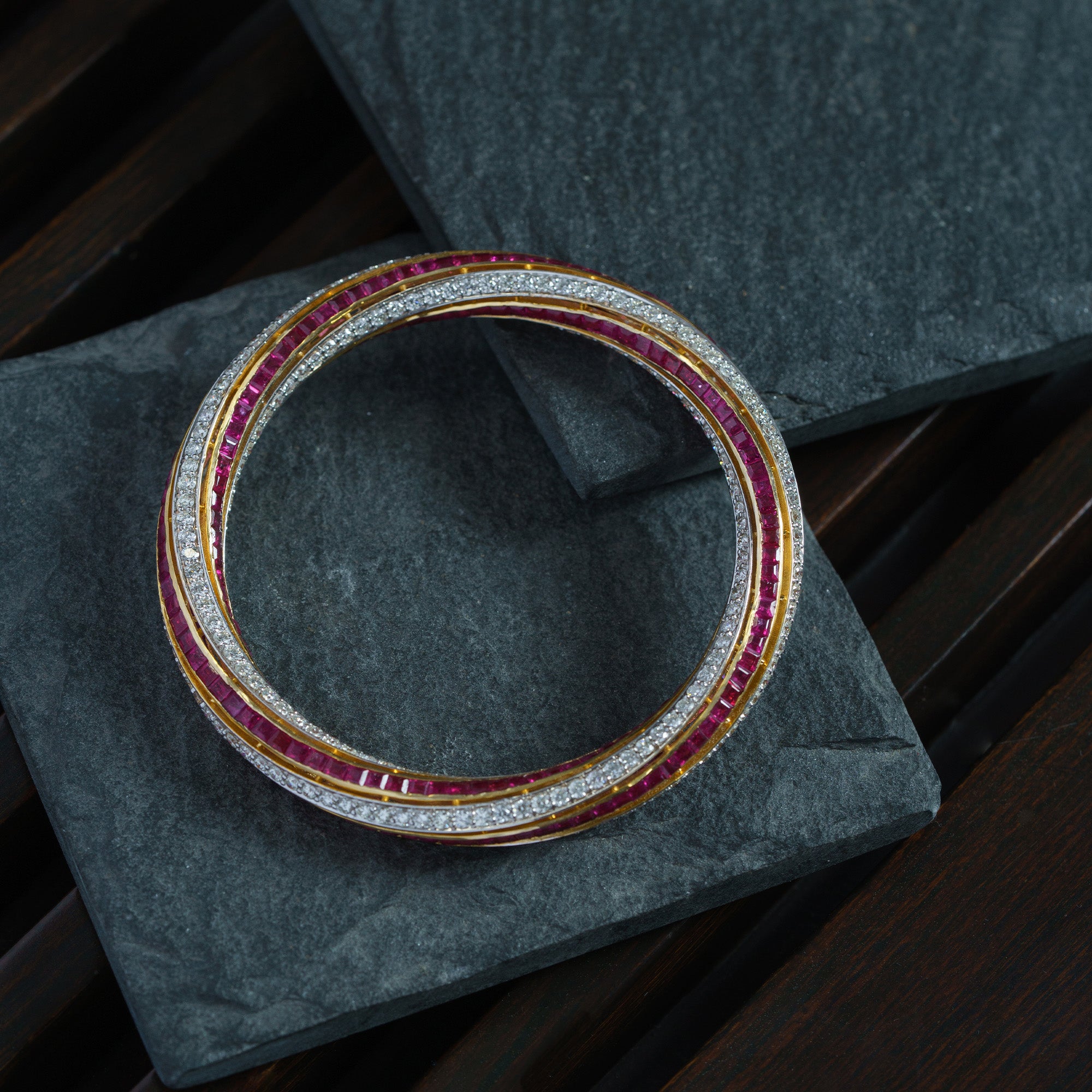 Zivara Diamond Ruby bangle