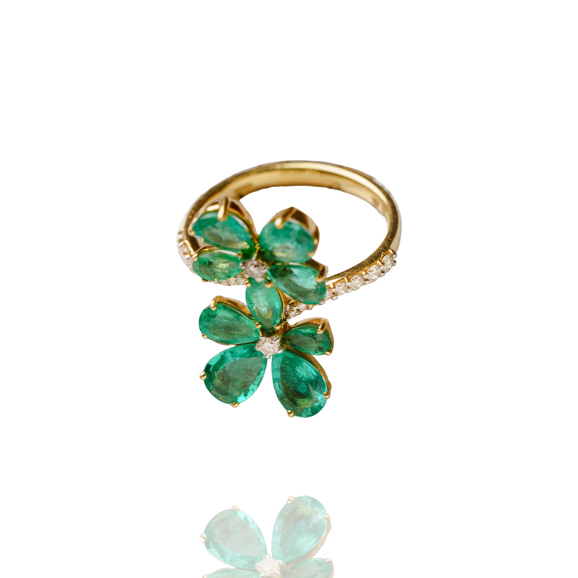 Flower diamond emerald Ring