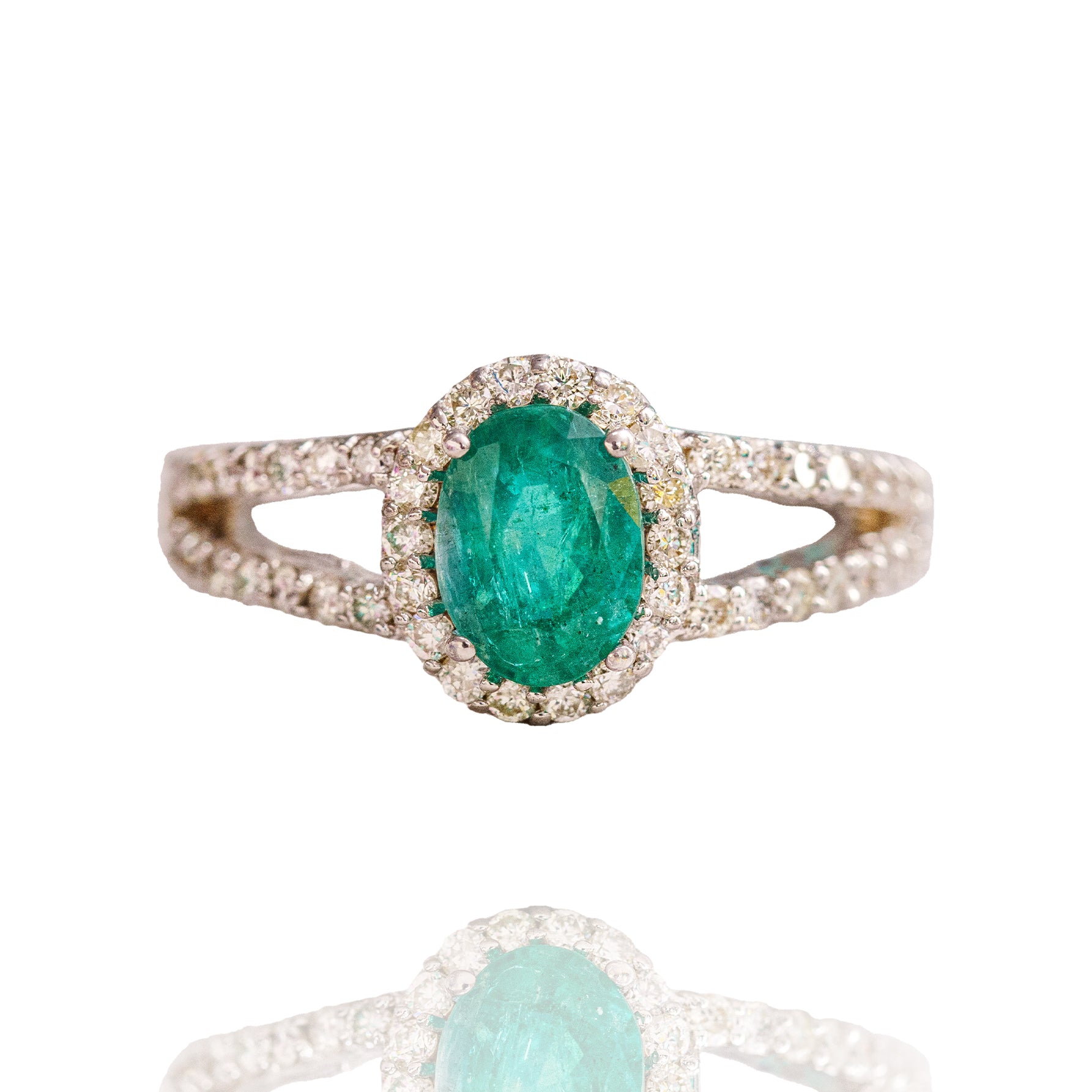 Ovalo diamond emerald Ring