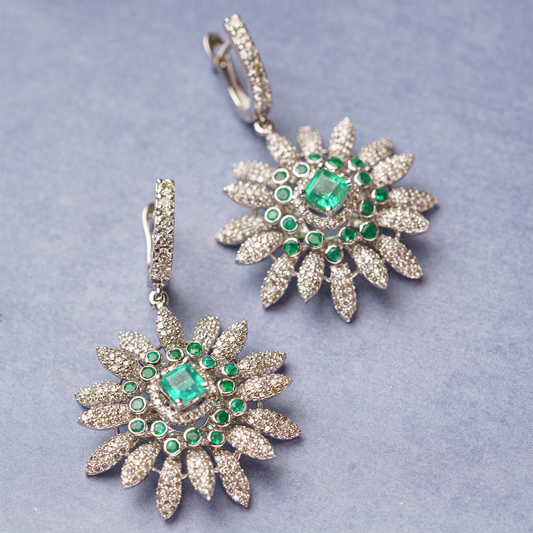 Estrella Diamond Emerald Earrings