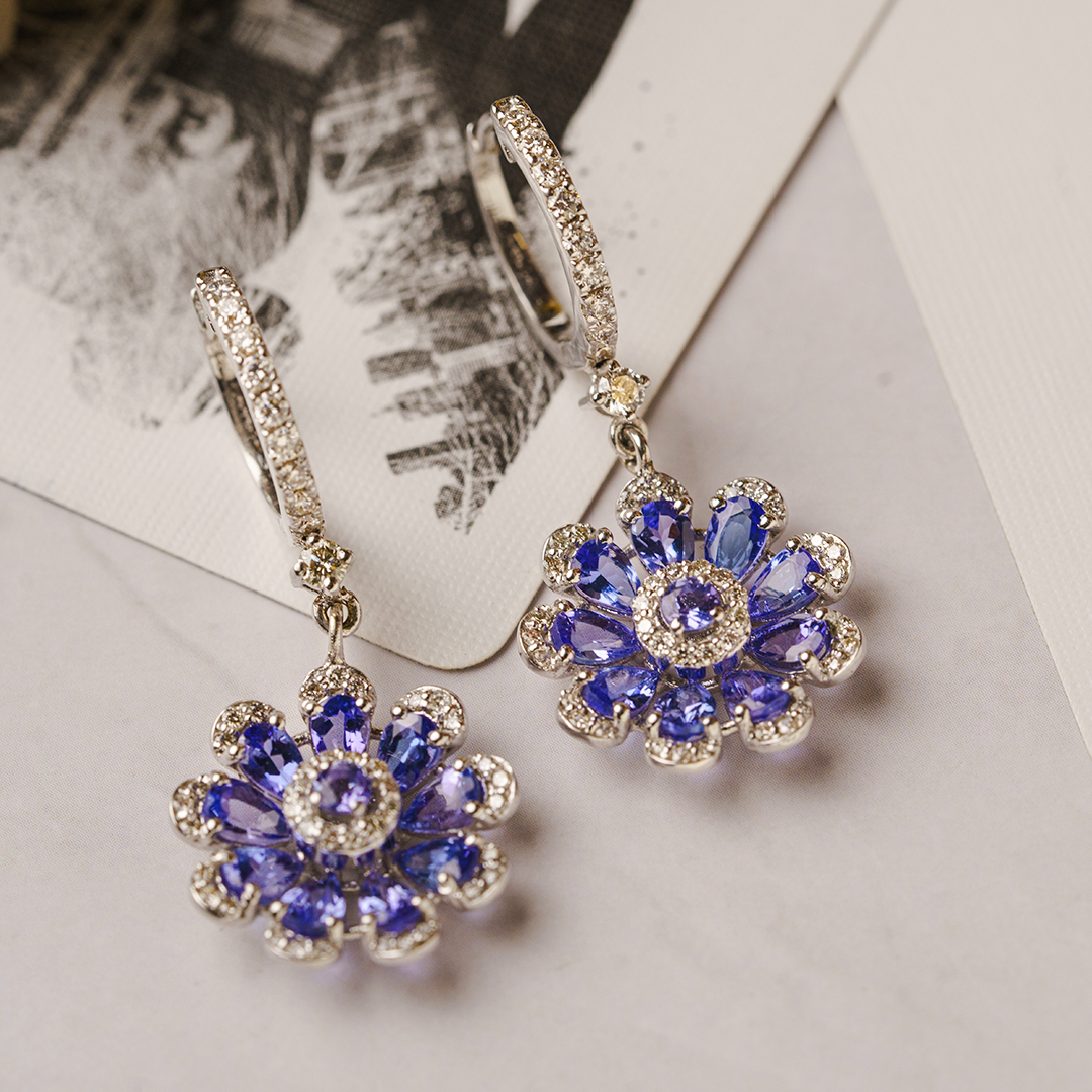 Fiora Tanzanite Diamond Hanging Earrings