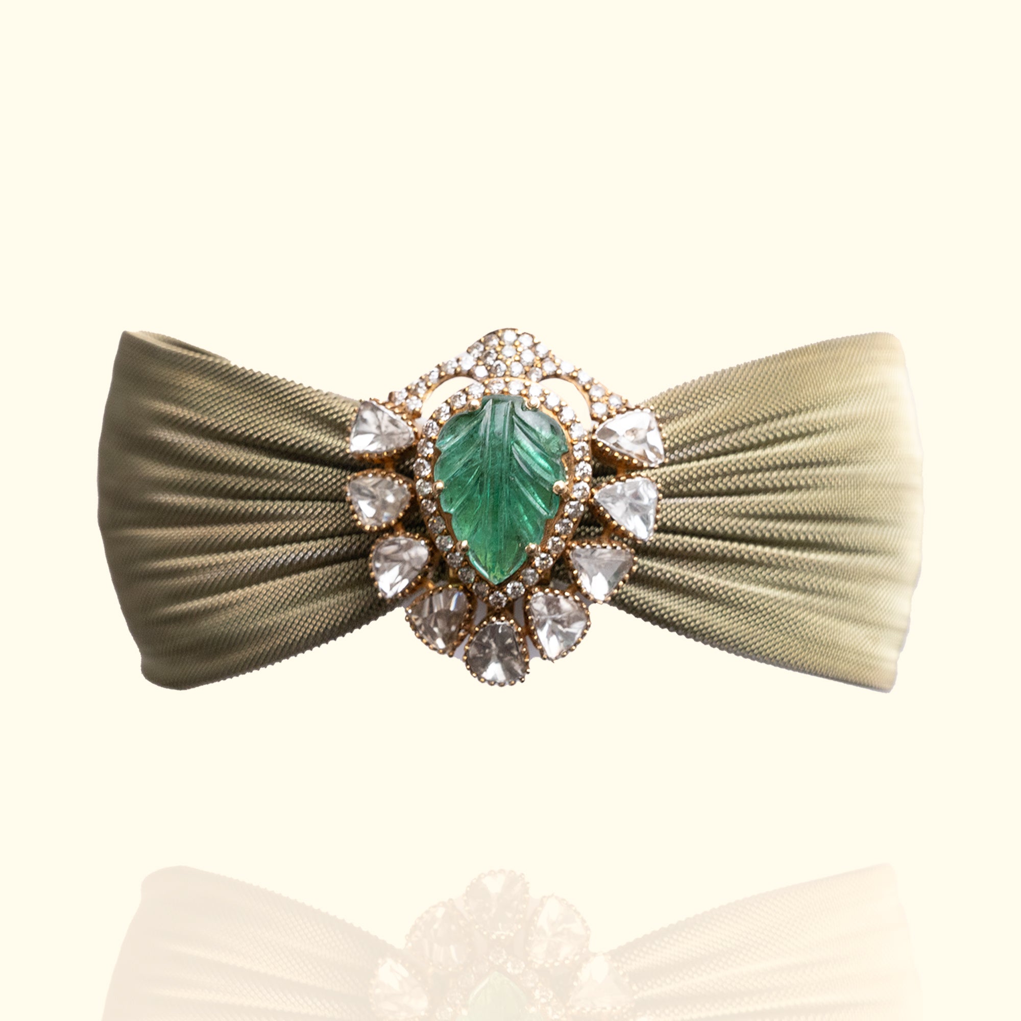 Crest Emerald Polki Cuff