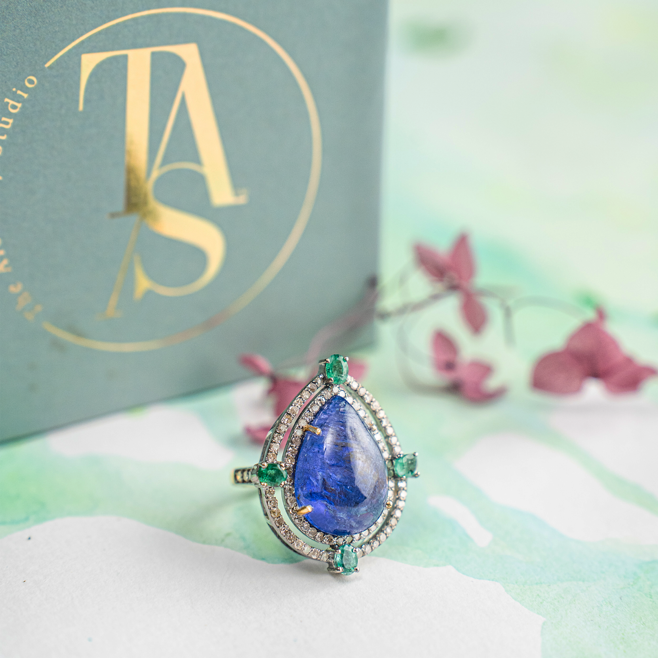 Albinia Tanzanite Emerald Diamond Rings