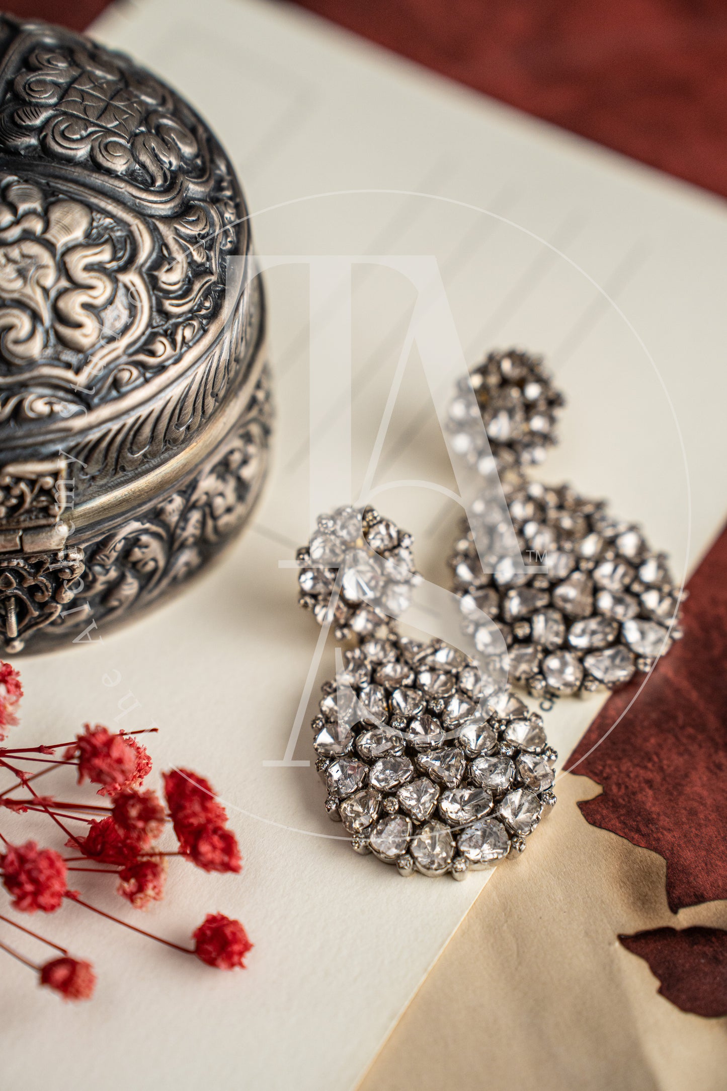 Jeah Uncut Diamond Danging Earrings