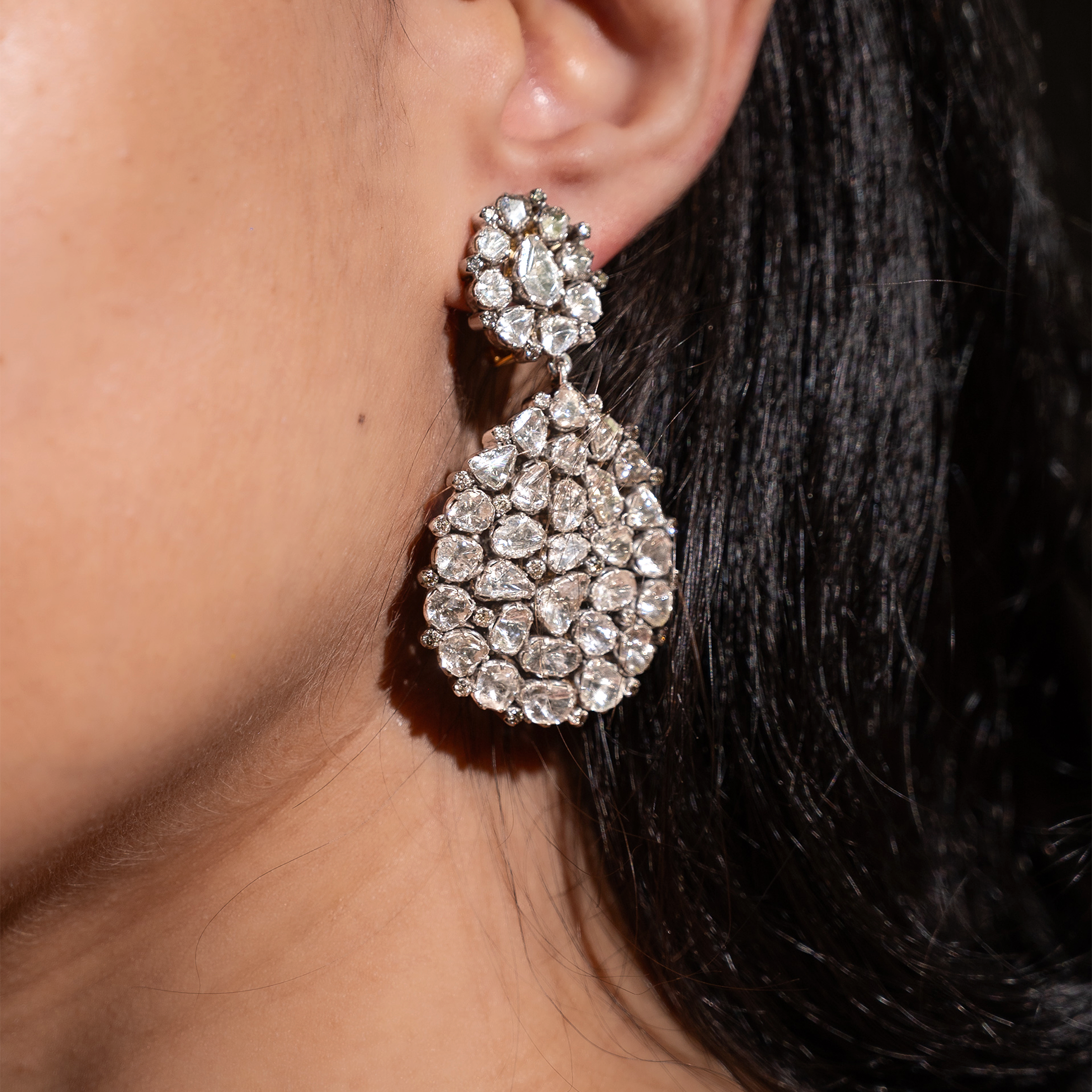 Jeah Polki Dangling Earrings