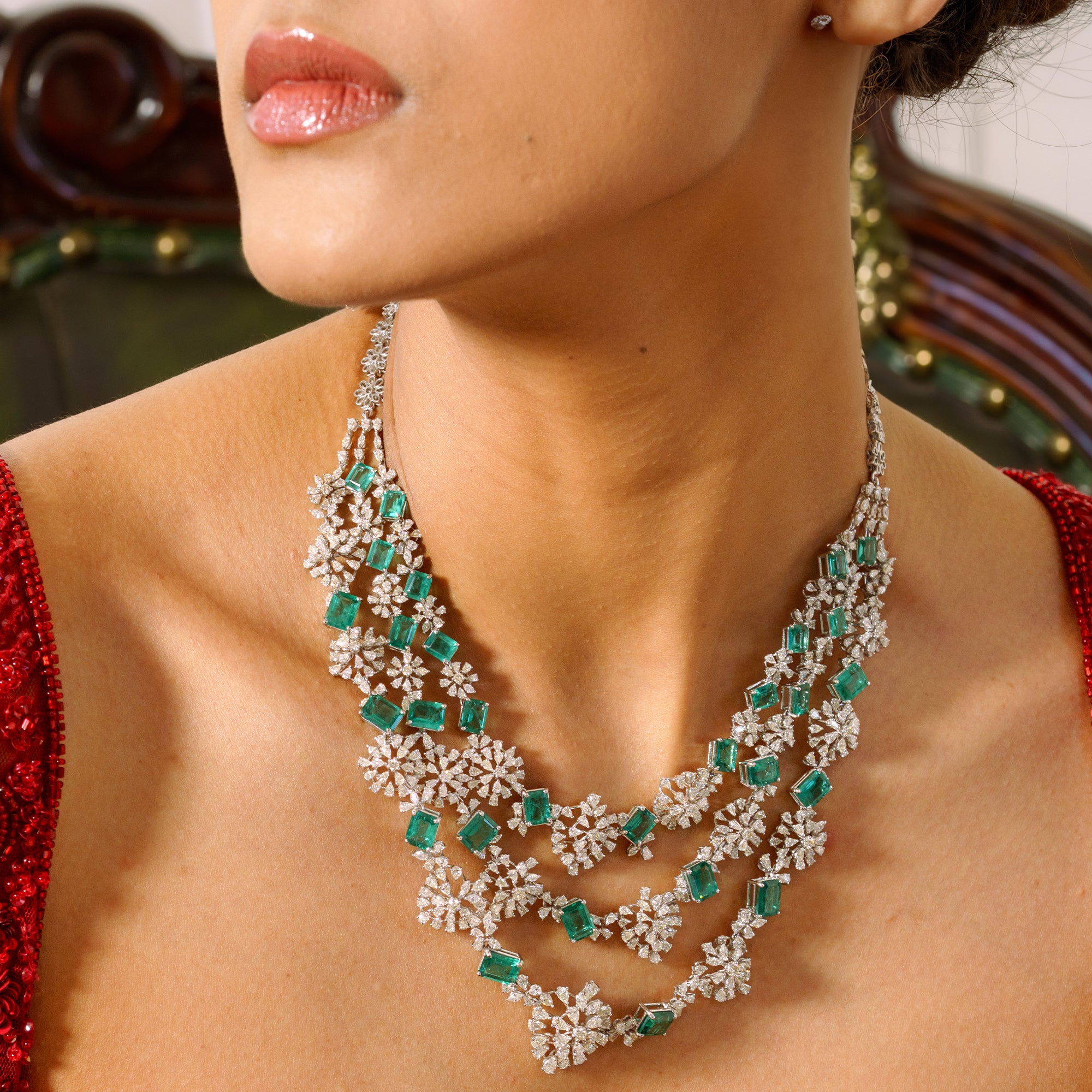 emerald and diamond necklace