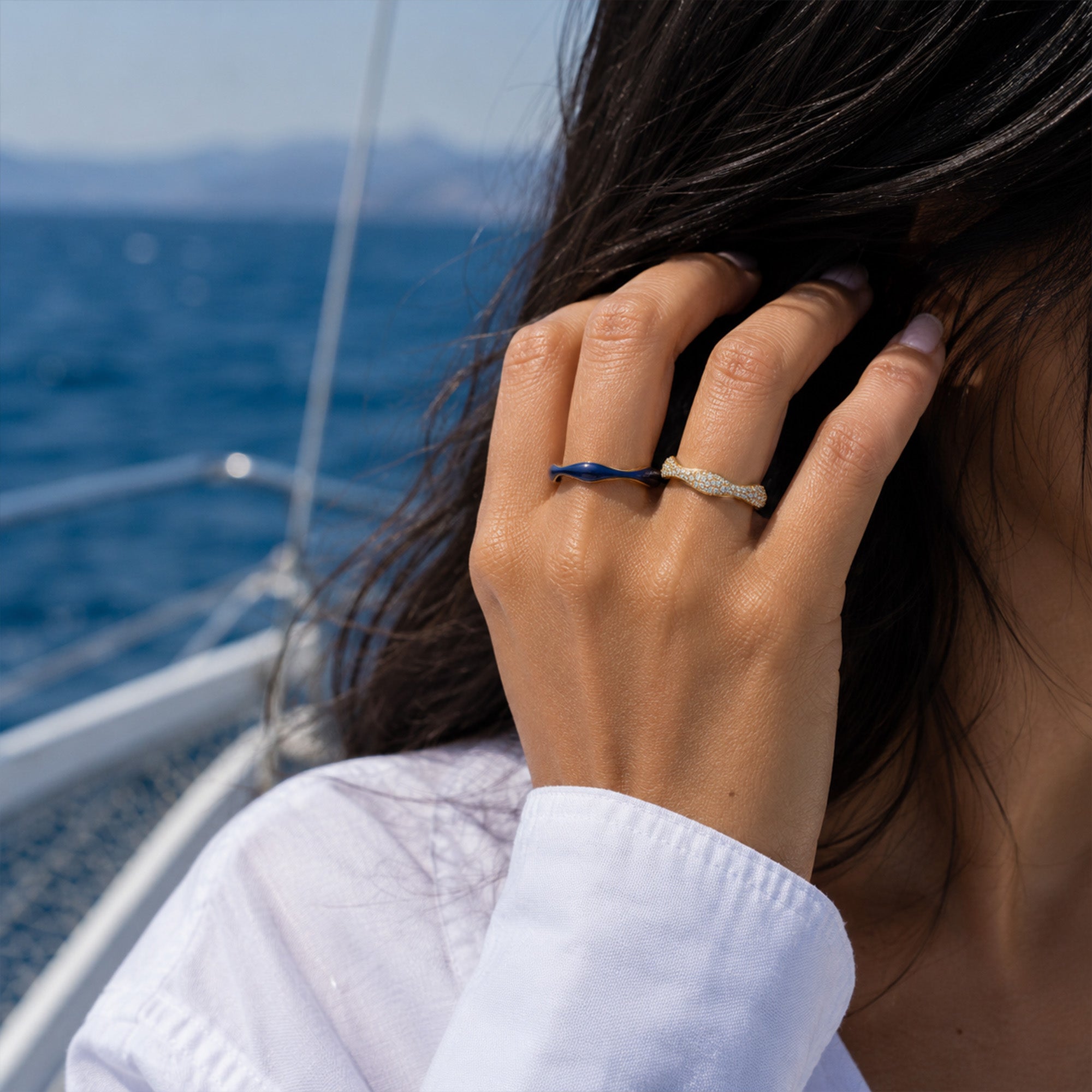 Sea Curve Diamond Ring