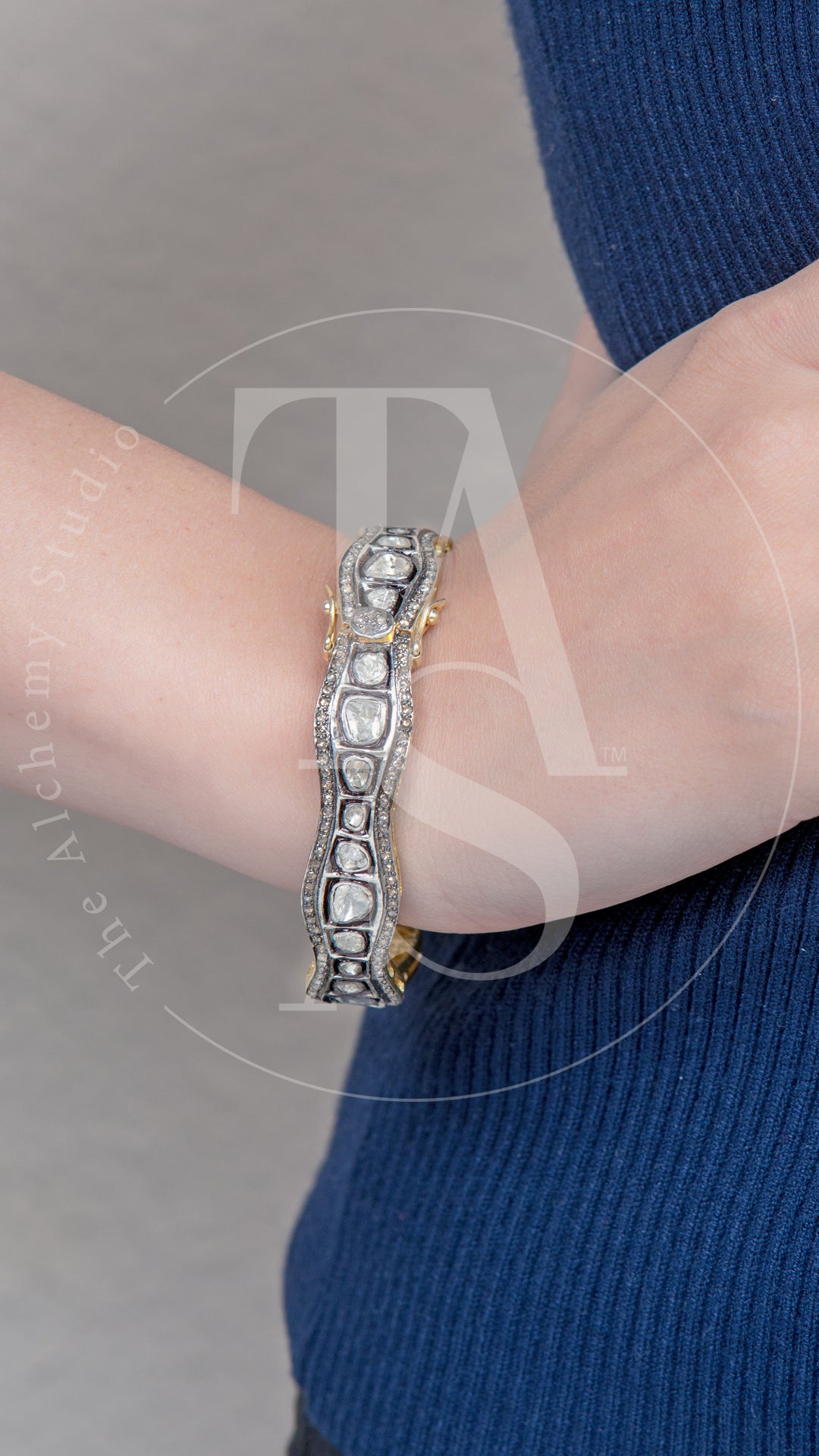 Vintage Paradise Uncut Diamond Bangle