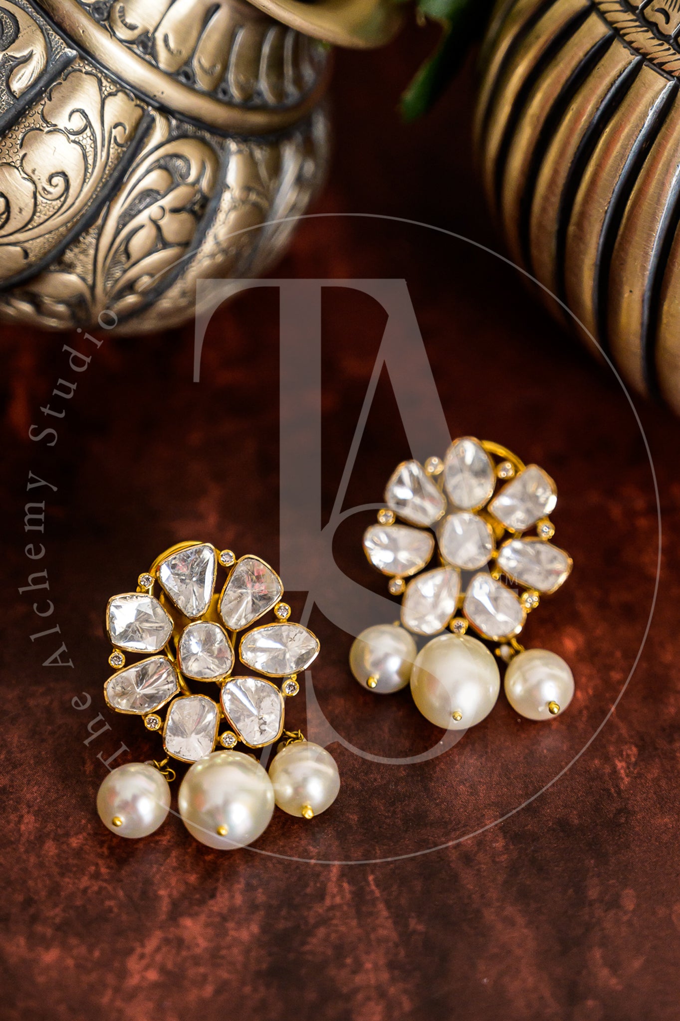 18kt Gold Myra Flower Uncut Diamond Studs