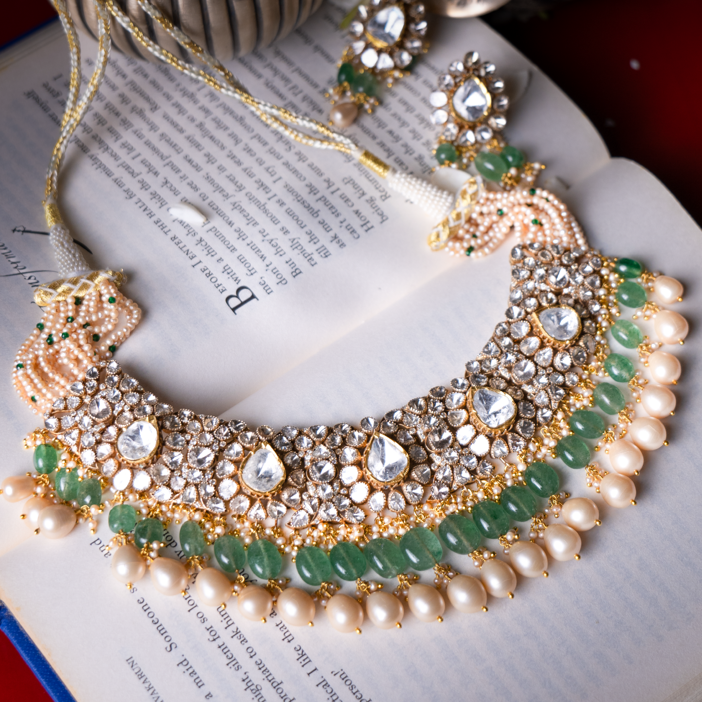 Emerald and Polki diamond gold necklace, traditional luxury handcrafted fine jewellery for women