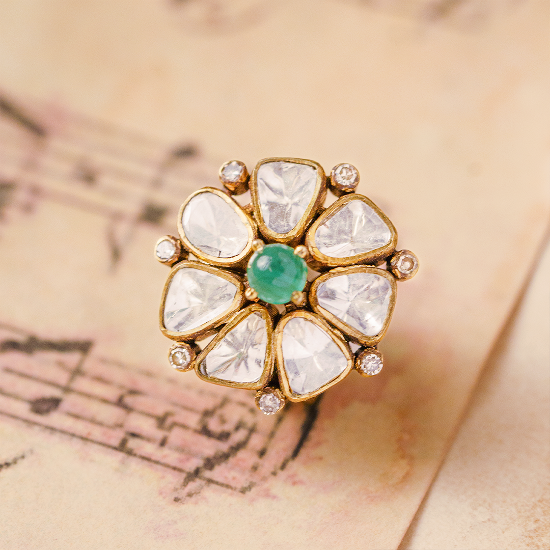 Mini Amara Polki emerald Ring