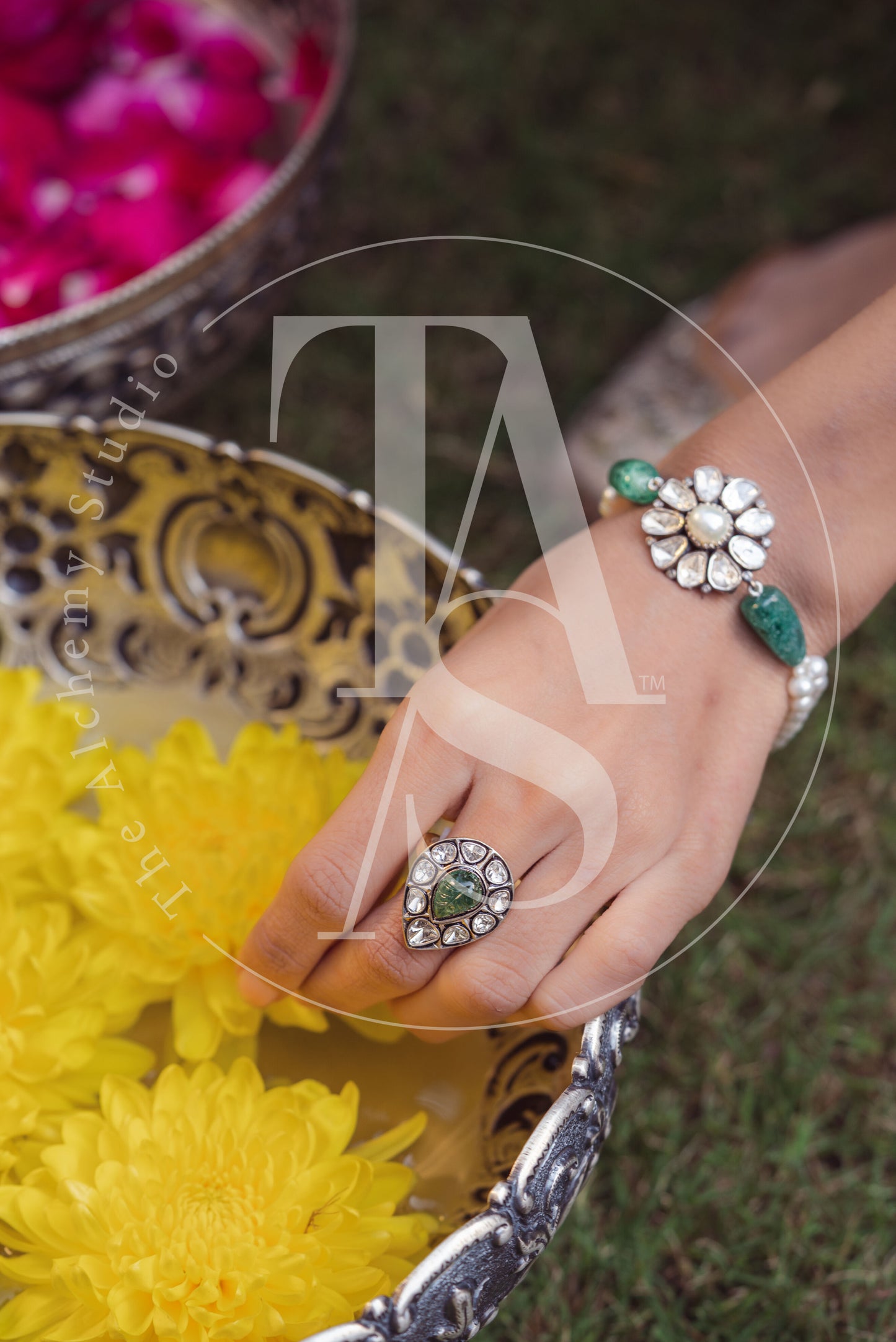Victorian Emerald Uncut Diamond Ring