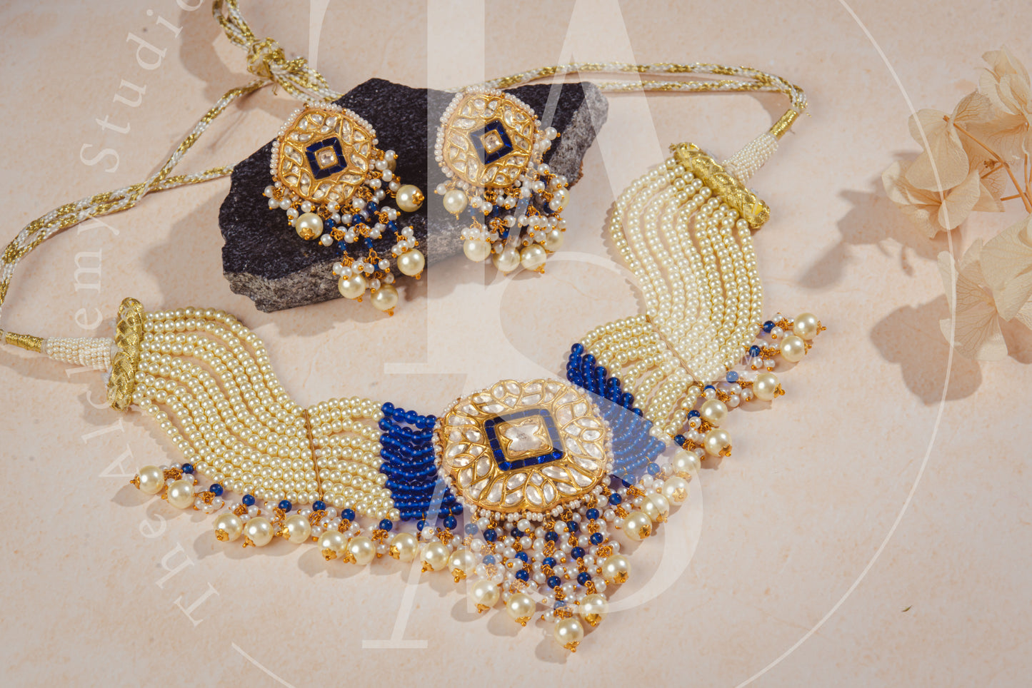 Blue Moon Uncut Diamond Choker