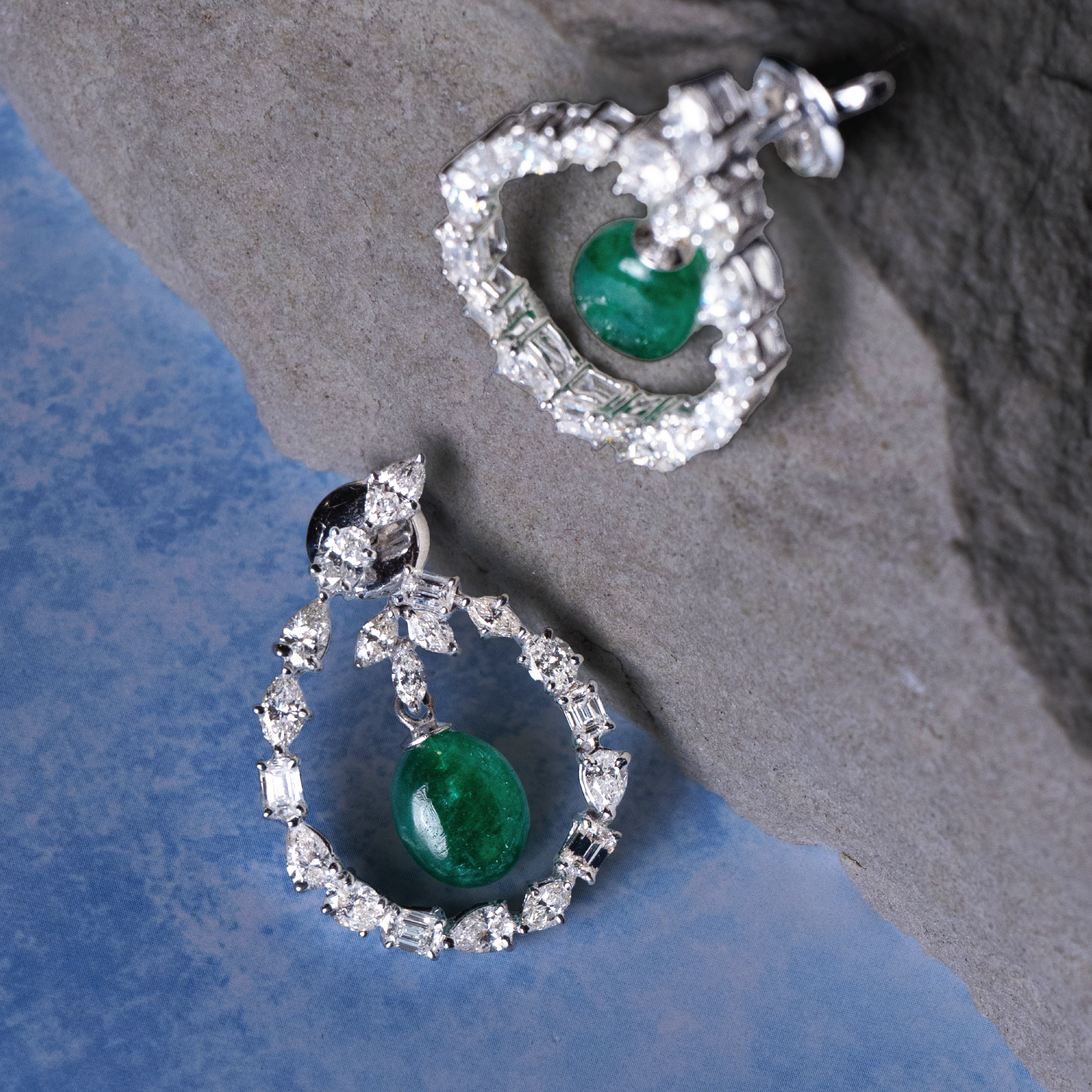 Atarih diamond Emerald Earrings