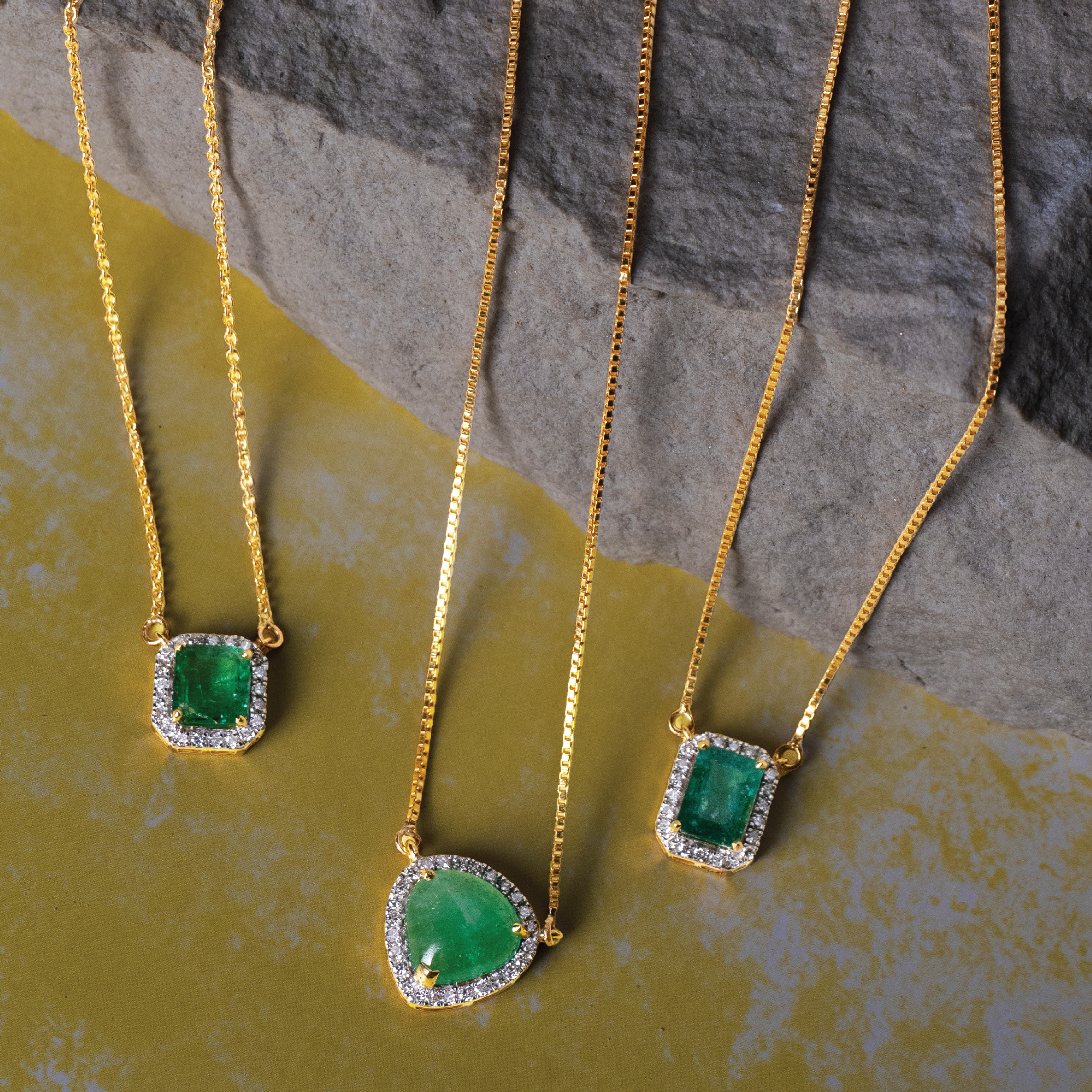 Zeva diamond emerald Pendant