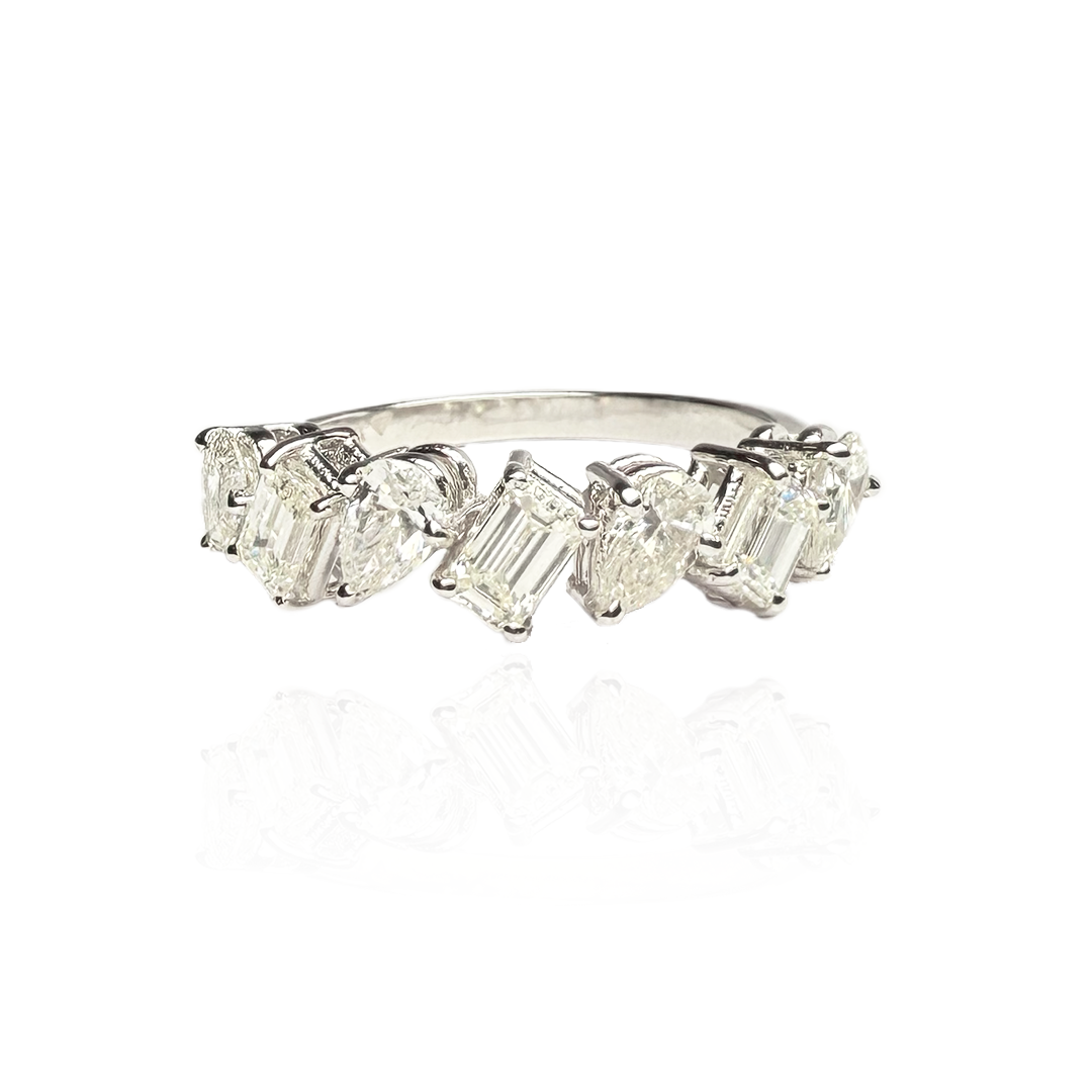 Slanting Drop Diamond Emerald Ring