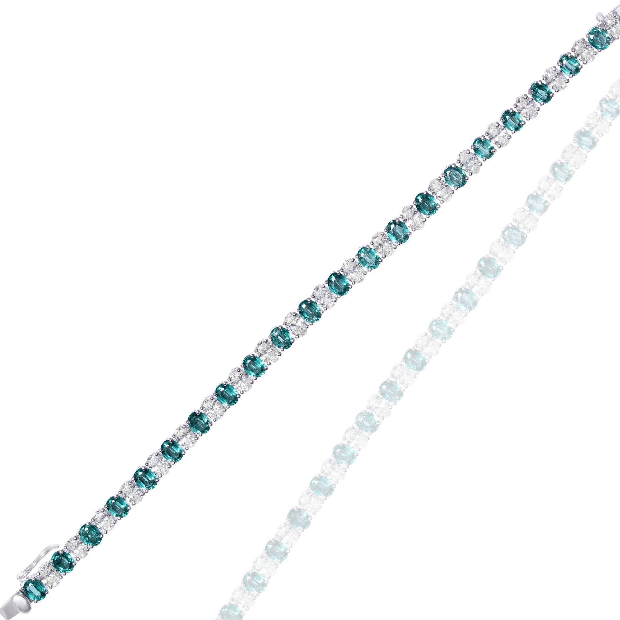 IIyana diamond emerald bracelet