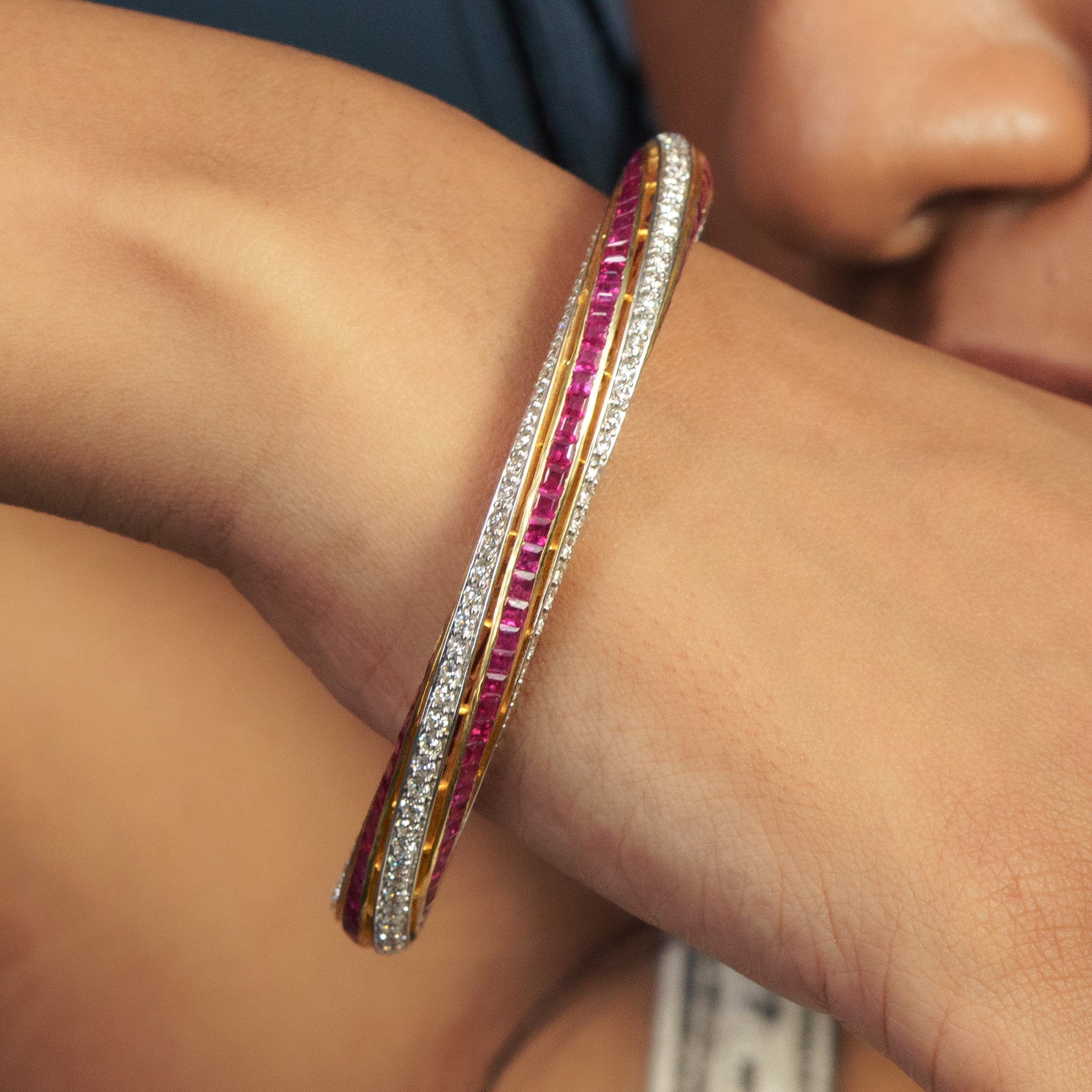Zivara Diamond Ruby bangle