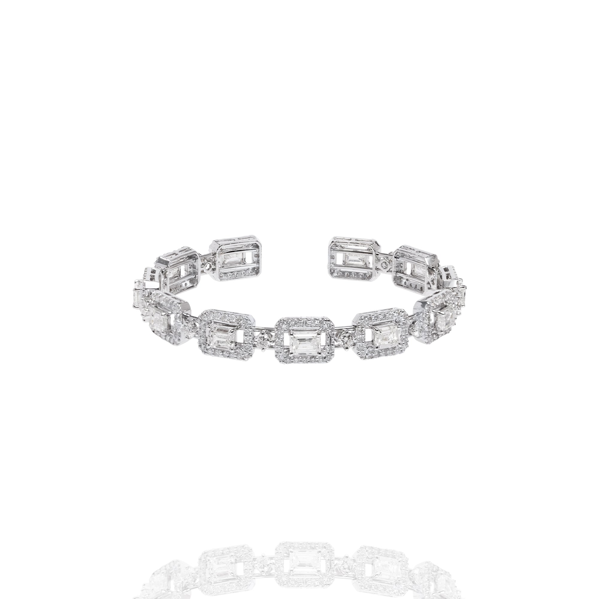 Elysia Diamond Bangle