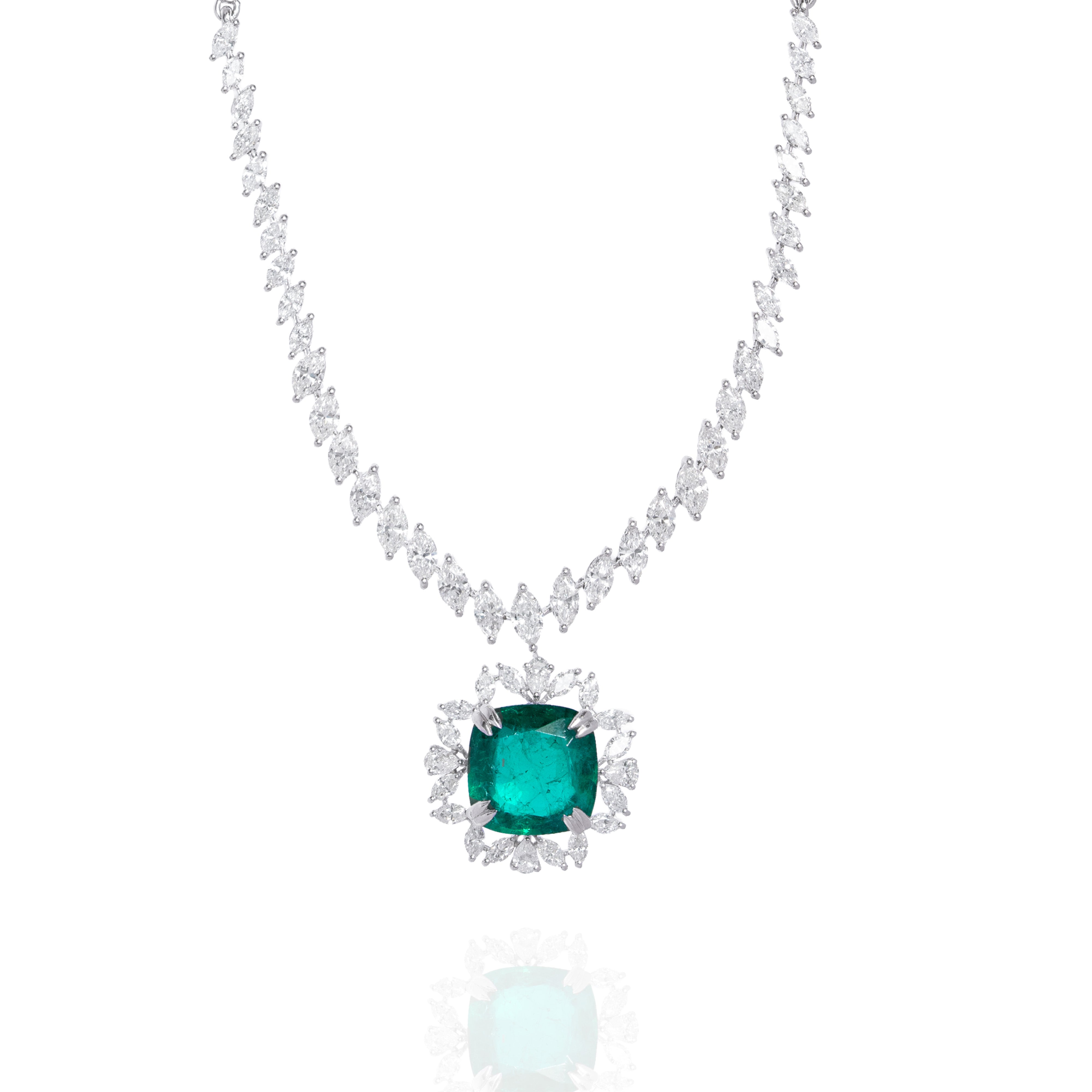 Fianna Diamond Emerald Necklace