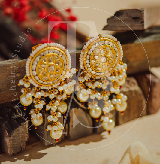 22kt Gold Naksh Uncut Diamond Earrings