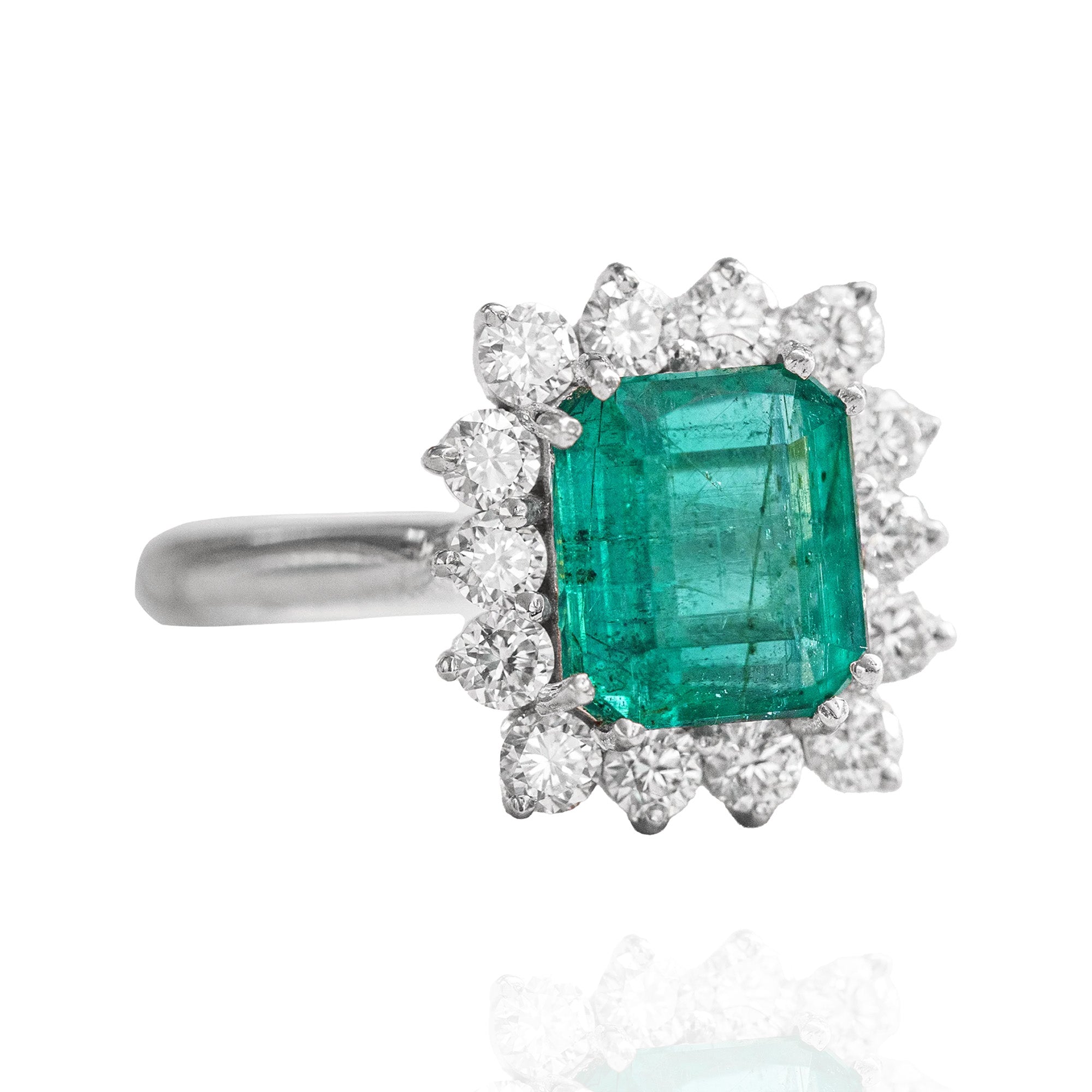 Carree diamond emerald Ring