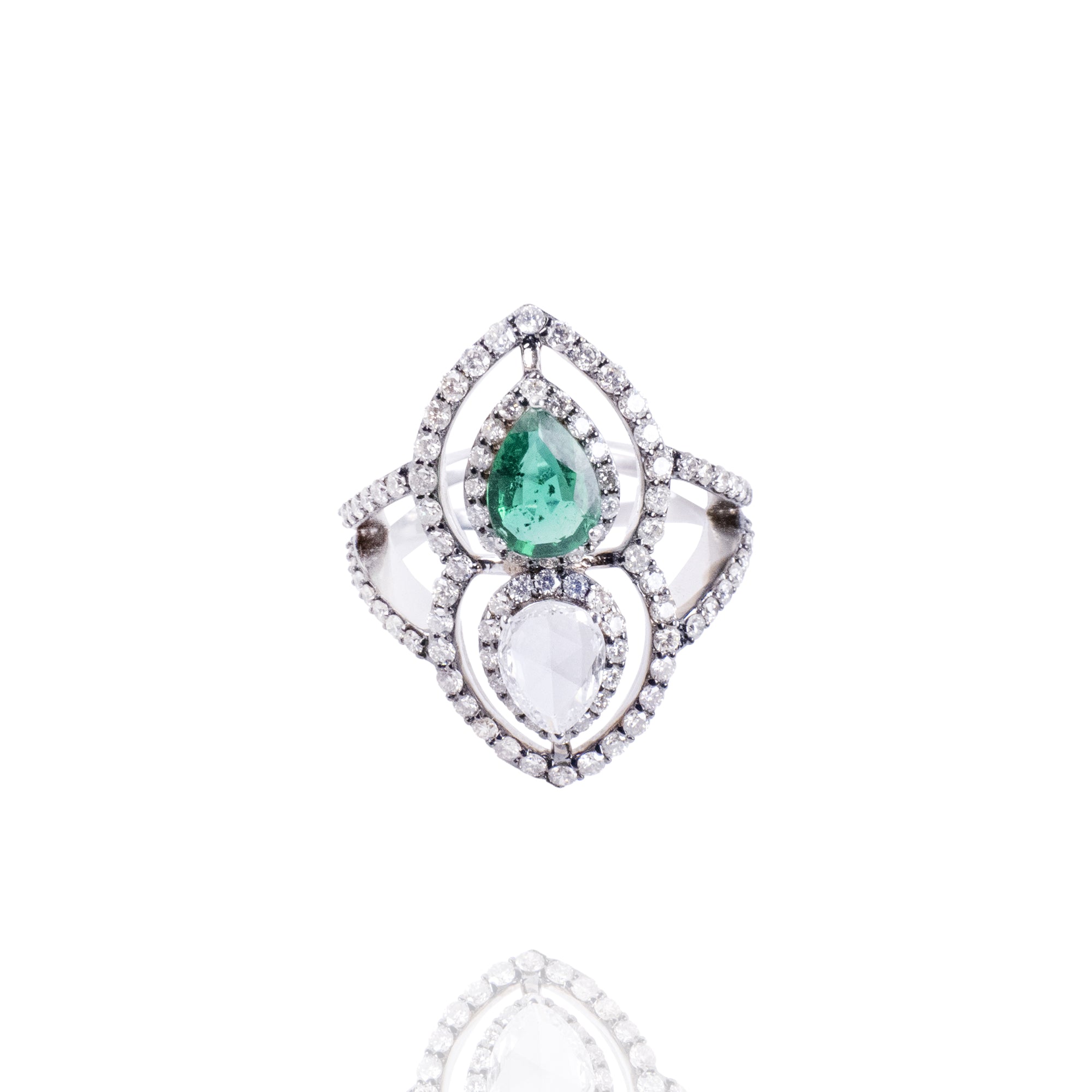 Essenza Rose Cut Diamond Emerald Ring
