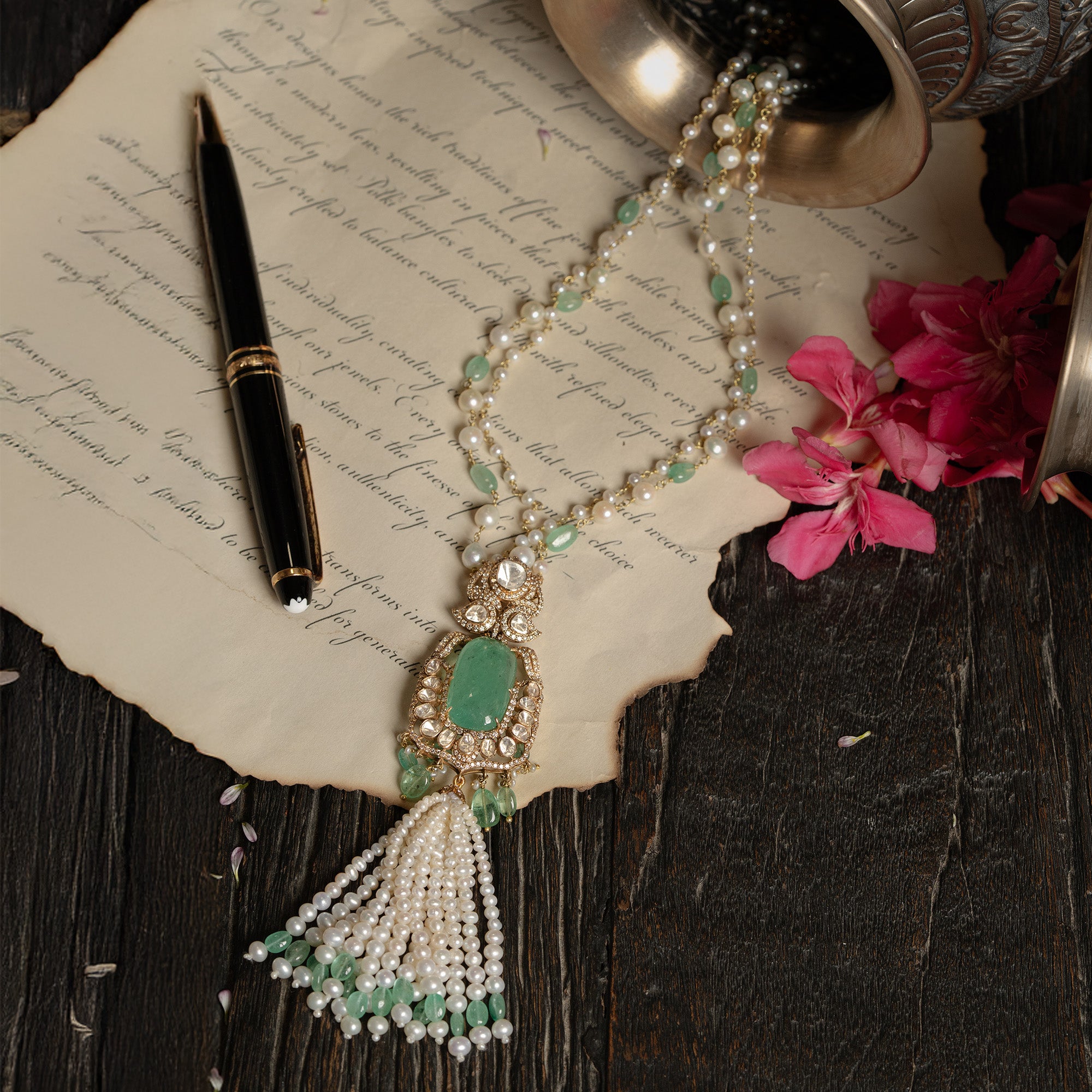Moti Dhara Polki Emerald Pendant