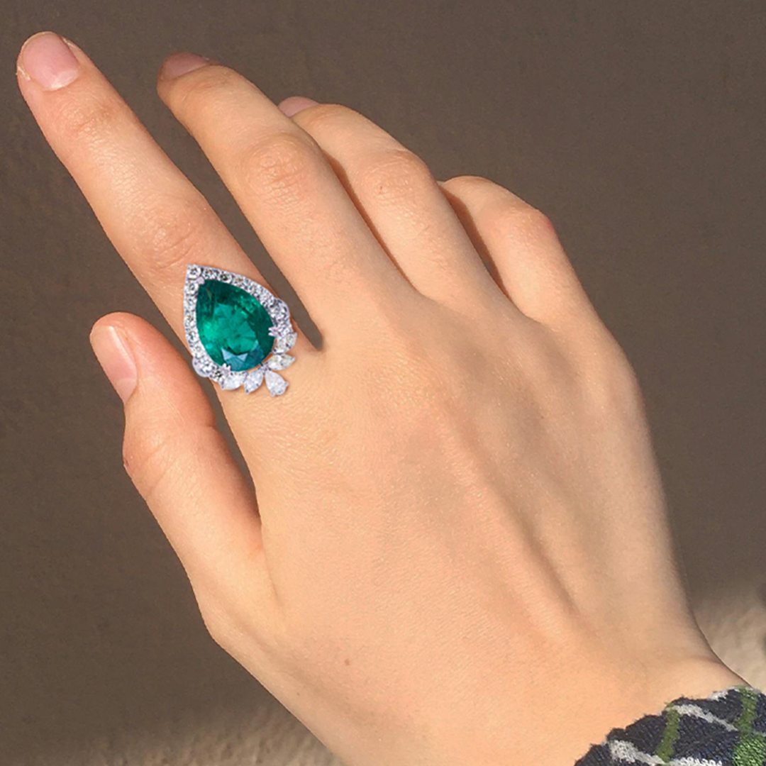 Emerald Oasis Diamond Ring