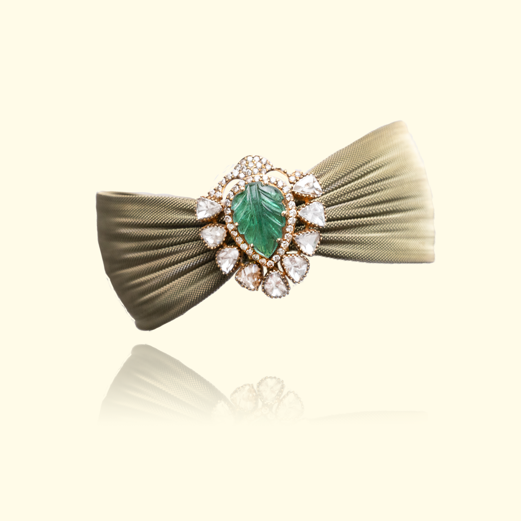 Crest Emerald Cuff