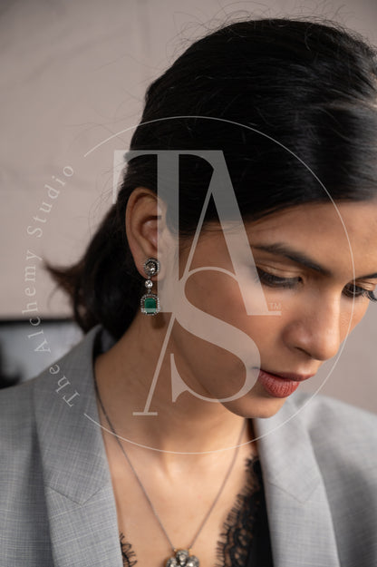 Ahiliya Emerald and Uncut Diamond Earrings