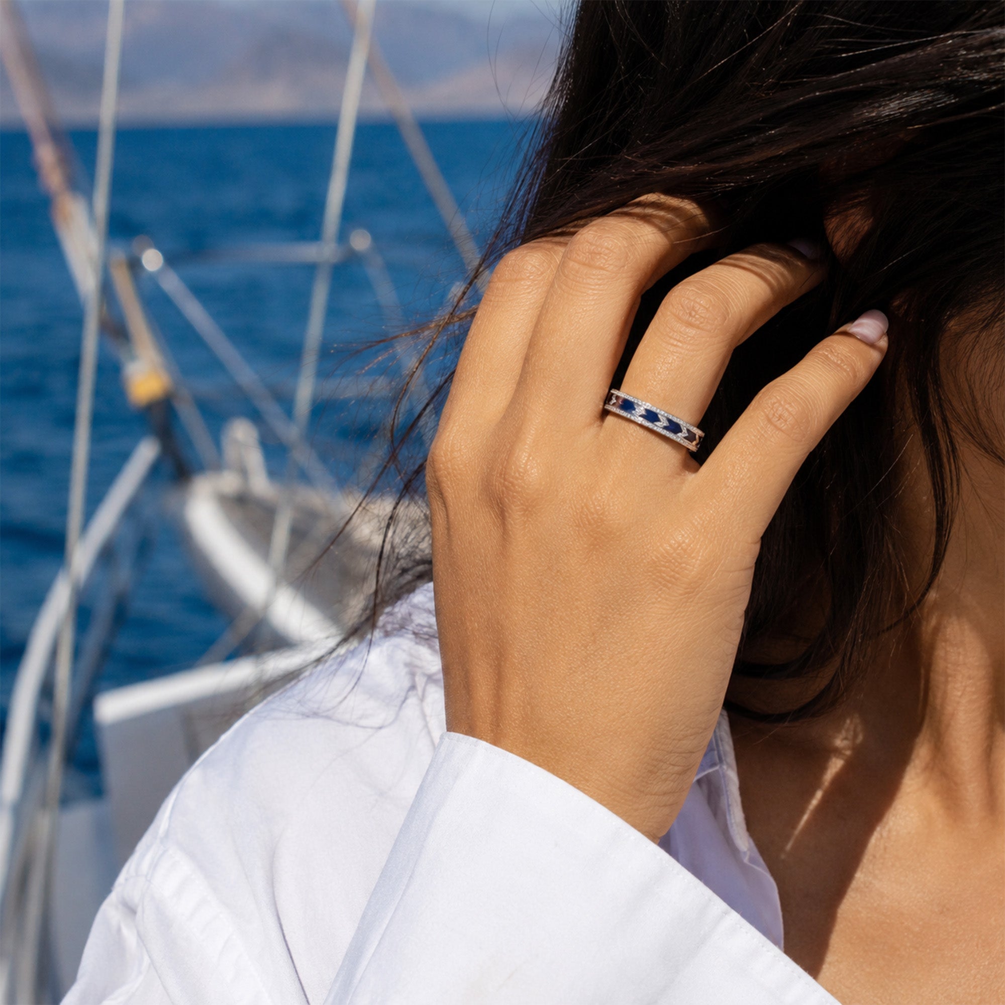 Ocean Vector Diamond Ring