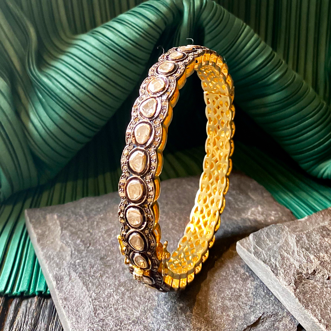 Scalloped Polki Bangle