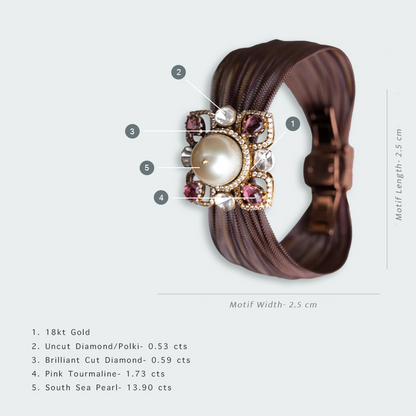 Crest Pearl Cuff