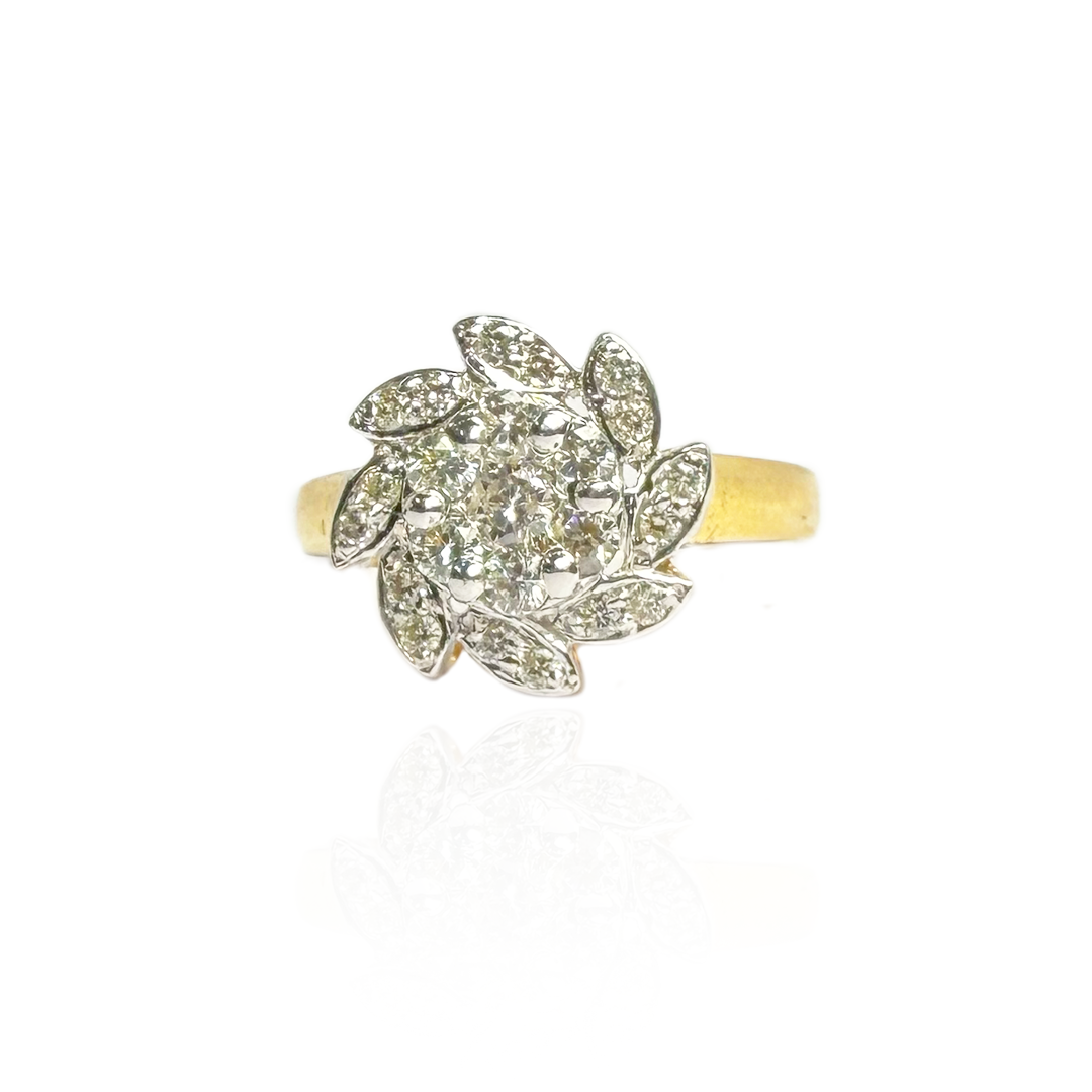 Fluer Diamond Ring